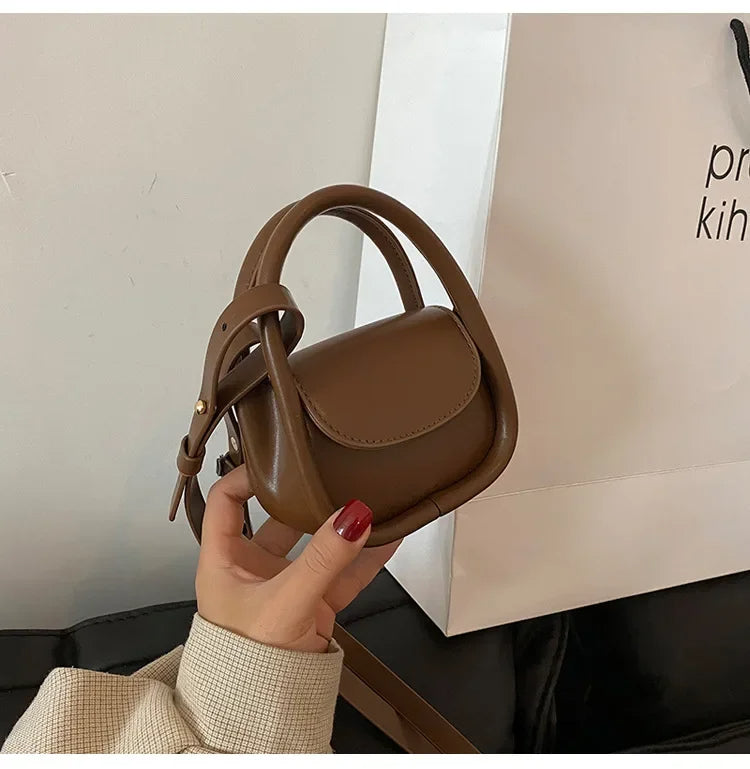 Élan Petite Shoulder Bag