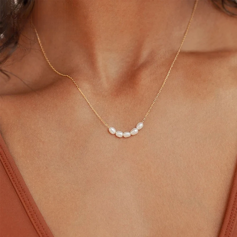 L'Essence Pearl Necklace & Ring