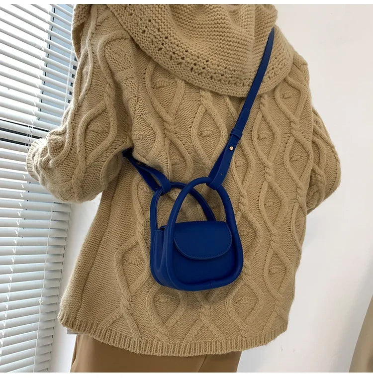Élan Petite Shoulder Bag